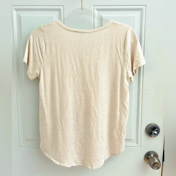 green envelope classic soft and comfy tshirt beige with stripes size medium - Picture 2 of 3